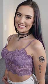 Bailey Base - La jeune star du porno la plus sexy