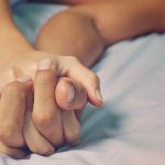 Endométriose : des positions qui atténuent la douleur pendant les rapports sexuels