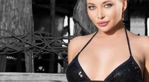 anna-polina-300×300.jpg