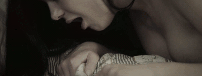 gif sensuel érotique doux