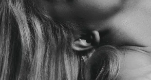 photographie érotique noir et blanc — image à la une